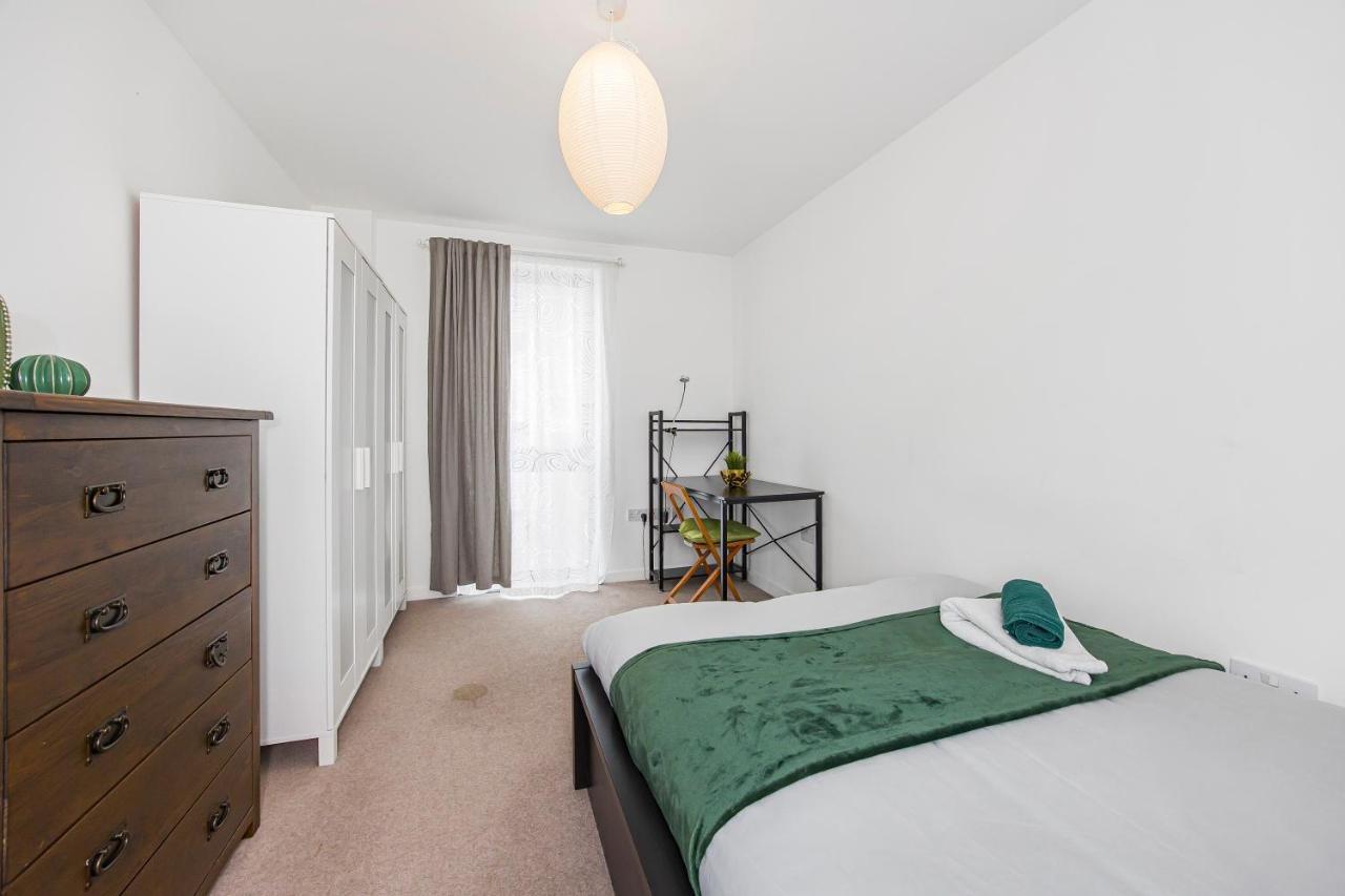Felix Hub Apartment Лондон Екстериор снимка